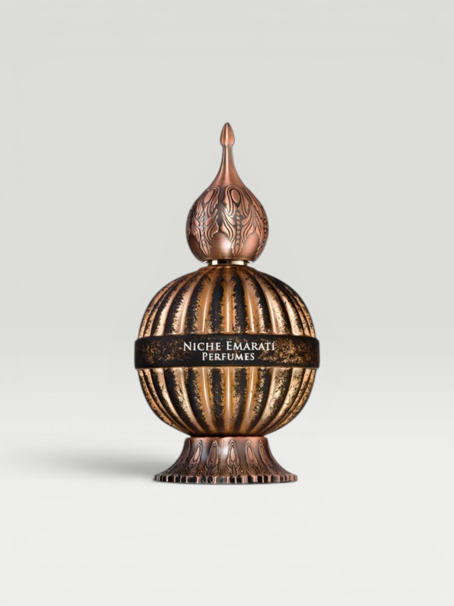 Arabian Perfumes & Fragrances collection at Soghaat with Middle Eastern oud, amber, musk, attars and Eau de Parfum