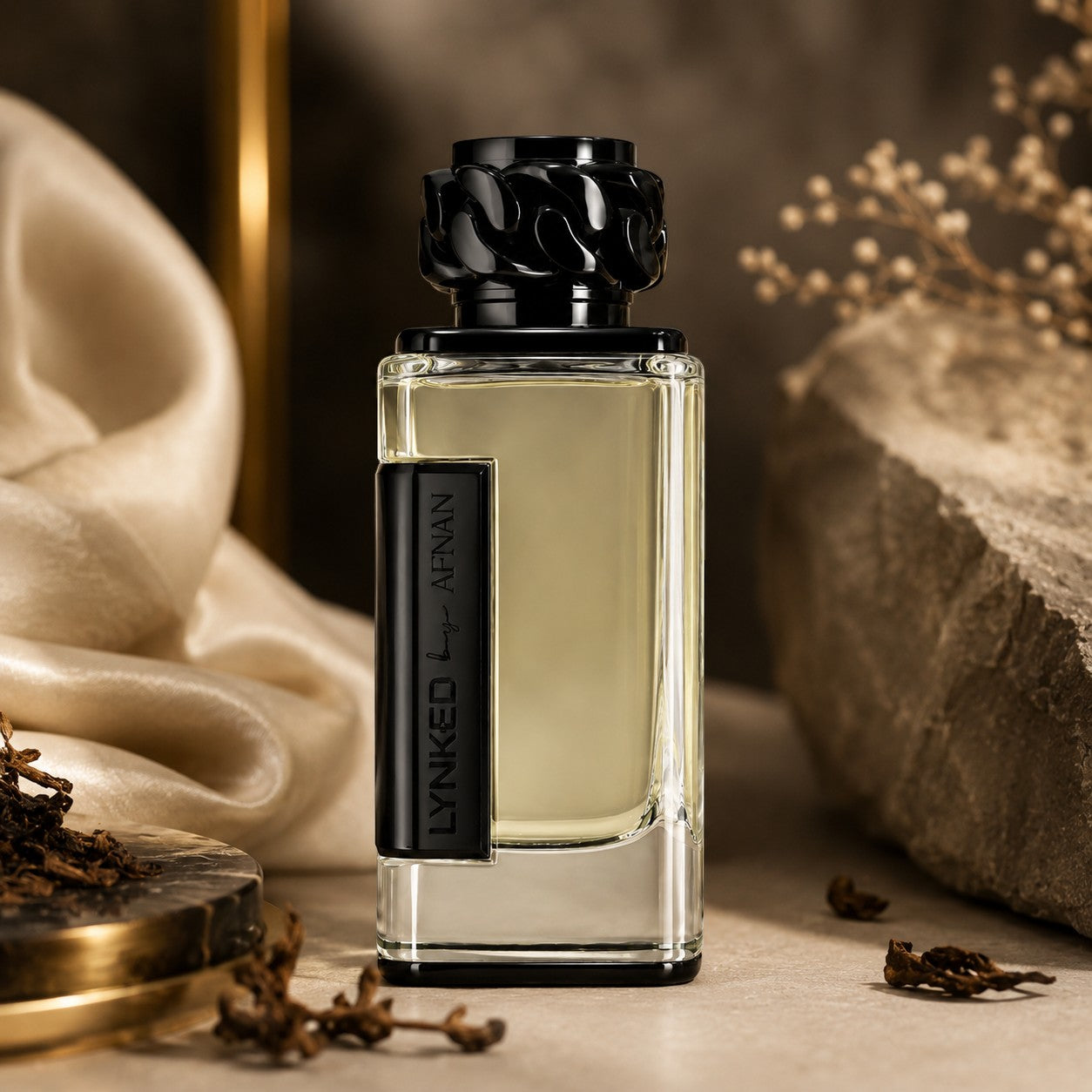 Soghaat Lynked Freedom Eau de Parfum for men, a fresh woody aromatic fragrance with citrus and amber notes.